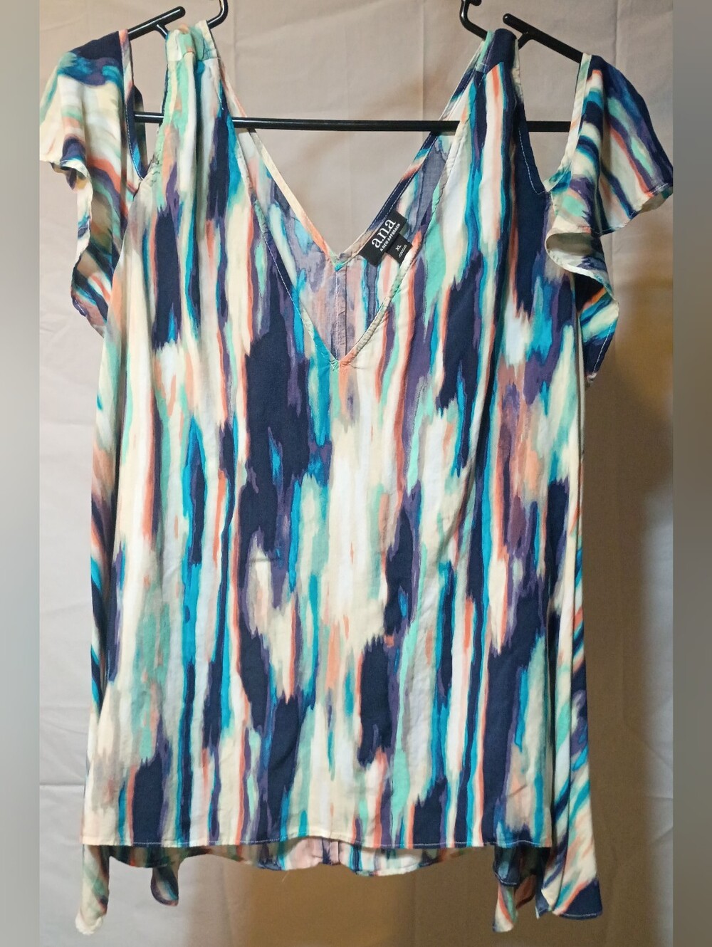 a.n.a Watercolor Flutter‑Sleeve Blouse – Multicolor Abstract Print, Size XL